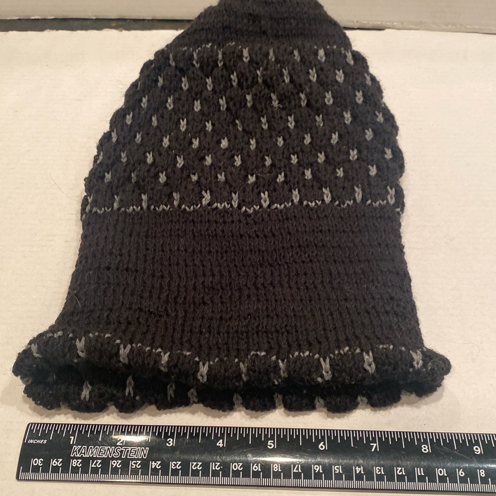 NWOT Black and Gray Knit Winter Hat